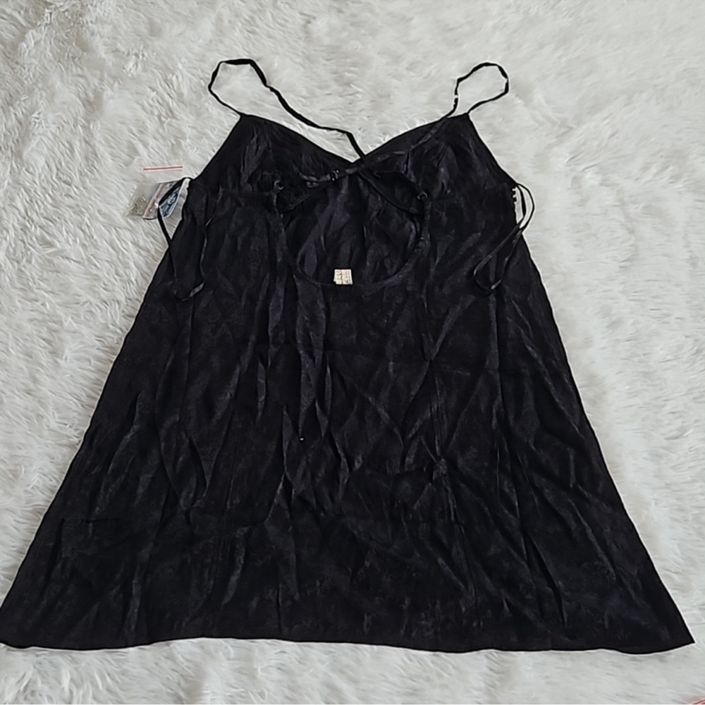 Free People Intimately Shooting Star Slip in Black - Picture 4 of 11